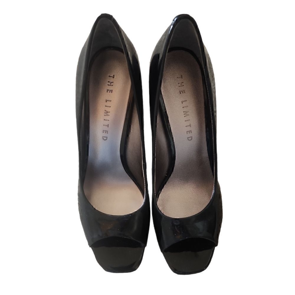 New without box The Limited Pump Size 6.5